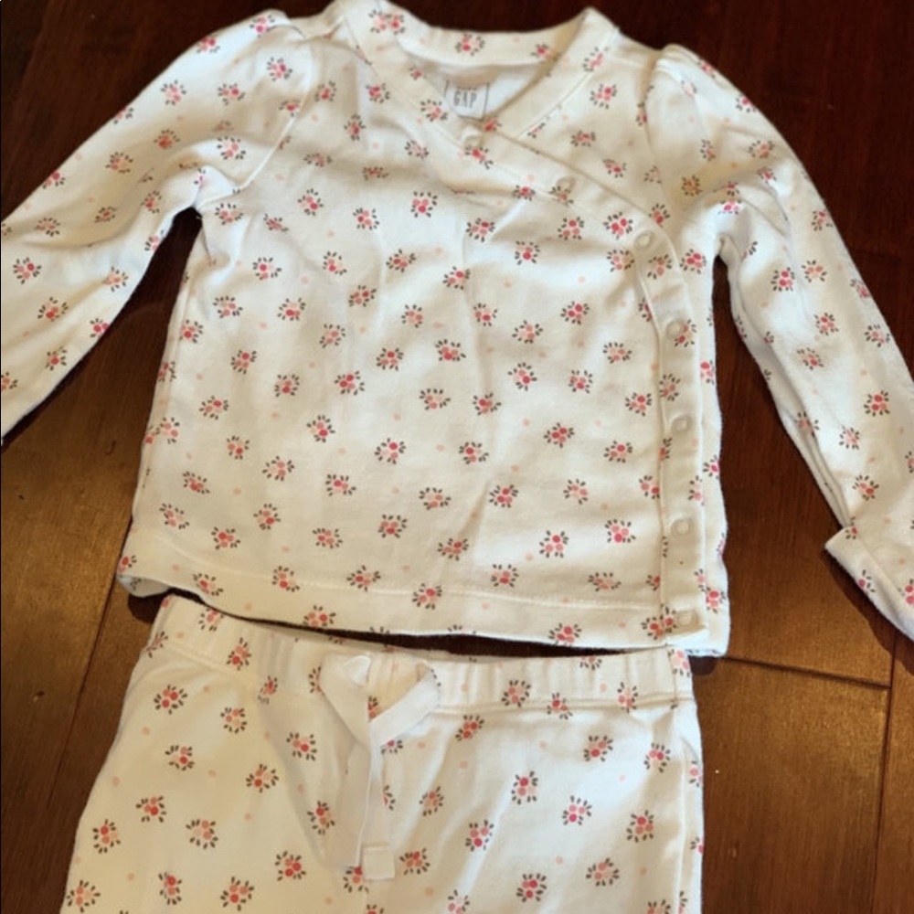 Gap floral set